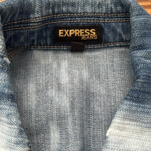 Express Distressed Denim Jacket - Picture 4 of 6